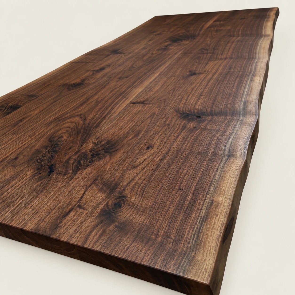 Dessus de table en noyer noir